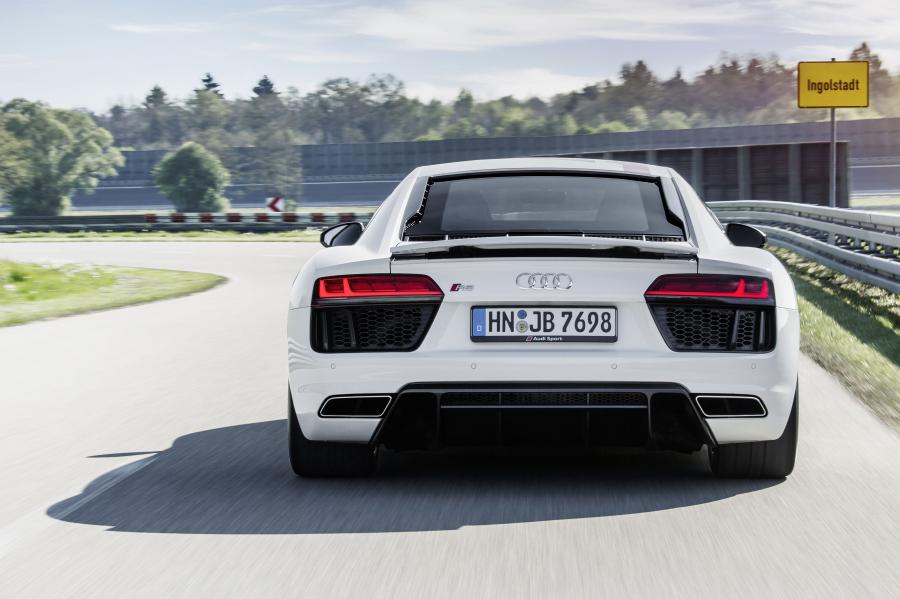  Audi R8 V10 RWS 2017 года  (WW) (фото 47 из 81)